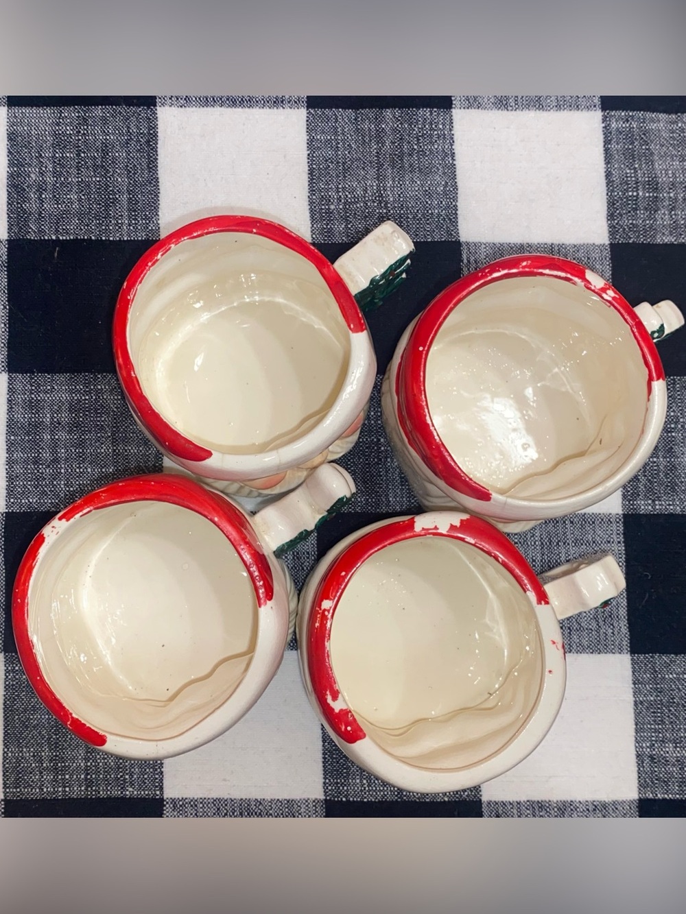 COMMODORE Vintage Mid-Century Ceramic“NOEL” Winking Santa Small Mug Set (4) - Picture 2 of 16